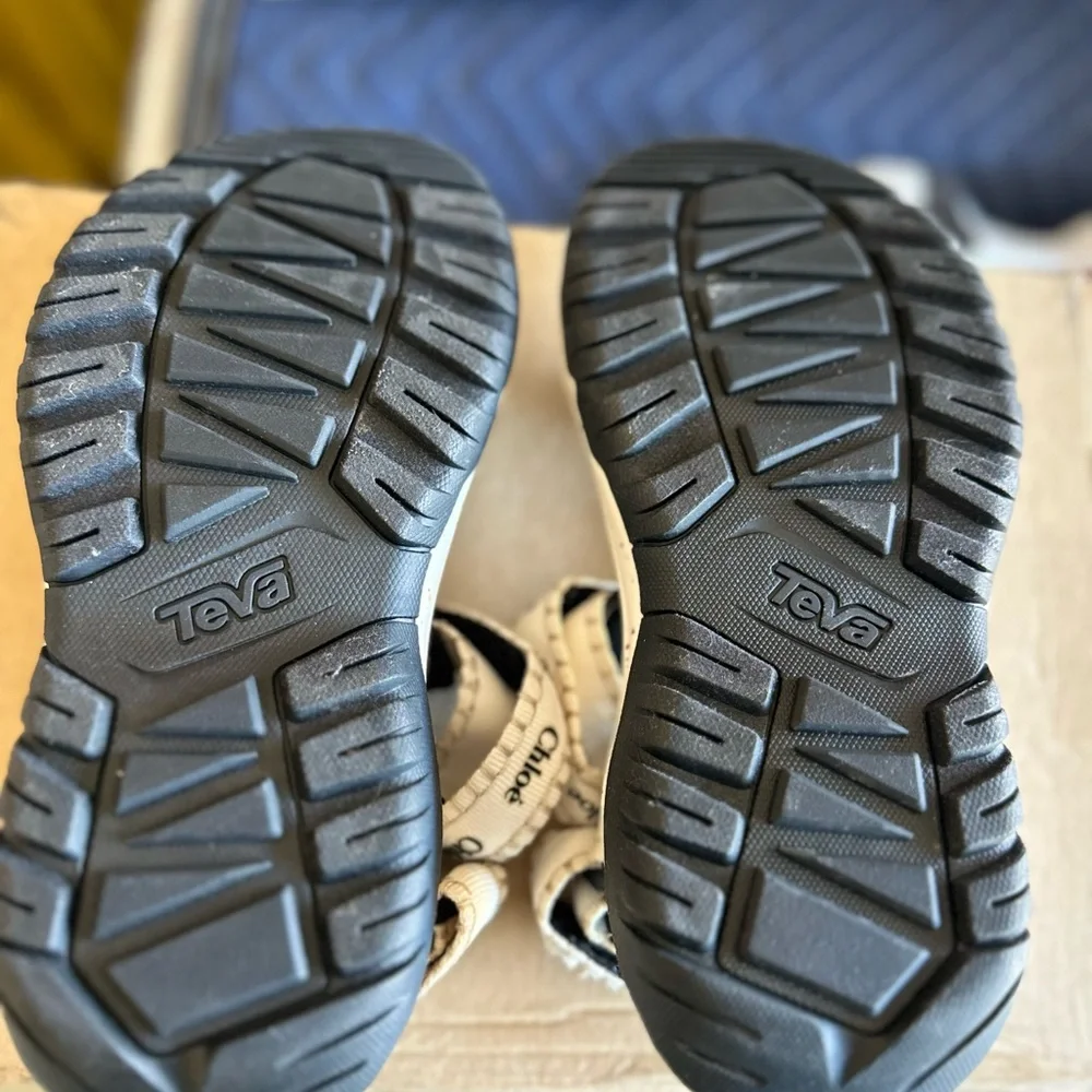 Chloé x Teva Hurricane Sandals - XLT2, Like New - Picture 10 of 11